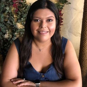 Meet your Posher, Karina